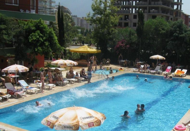 Club Bayar Beach Hotel ألانيا المظهر الخارجي الصورة