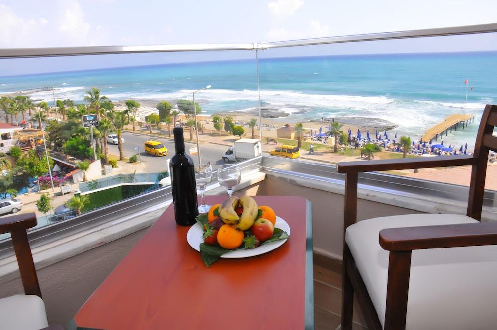 Club Bayar Beach Hotel ألانيا المظهر الخارجي الصورة